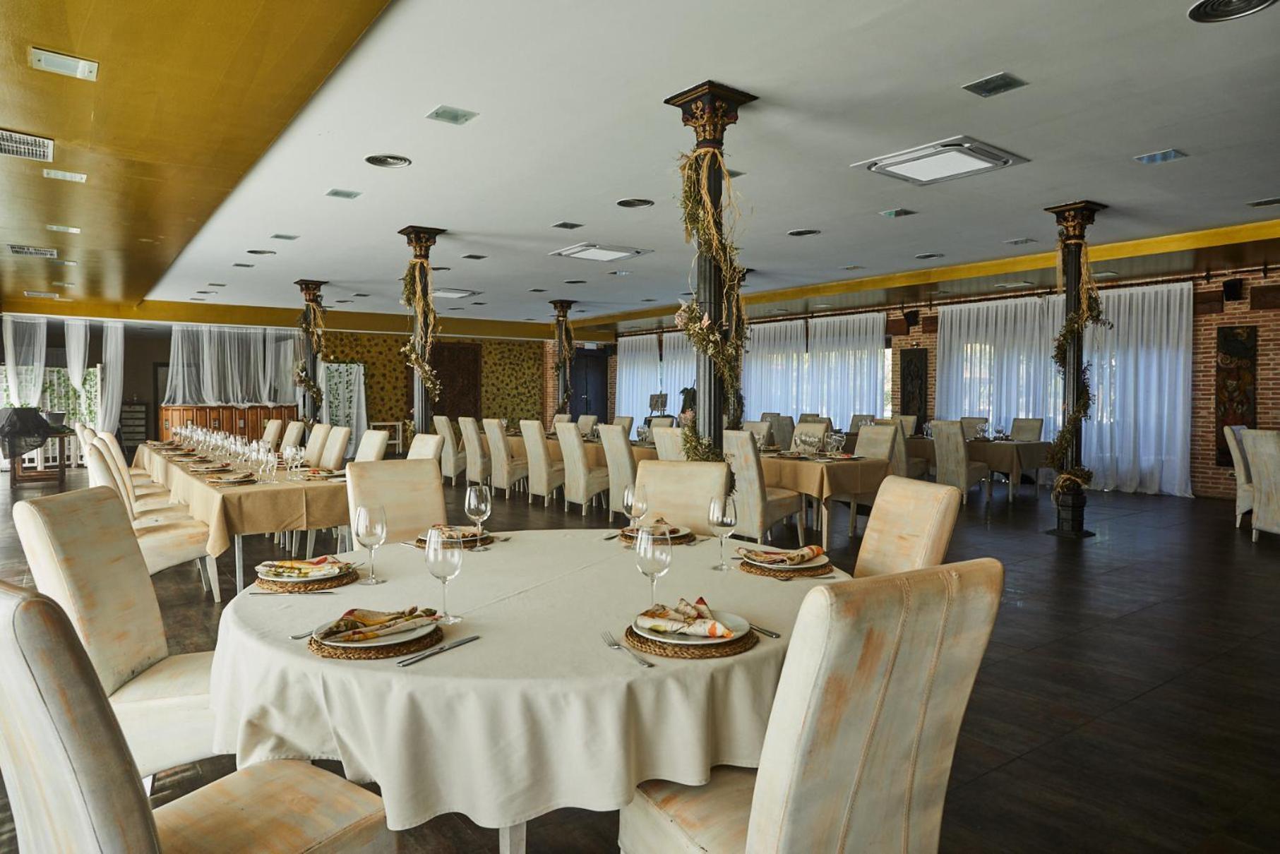 Hotel El Mirlo Blanco Канделеда Экстерьер фото