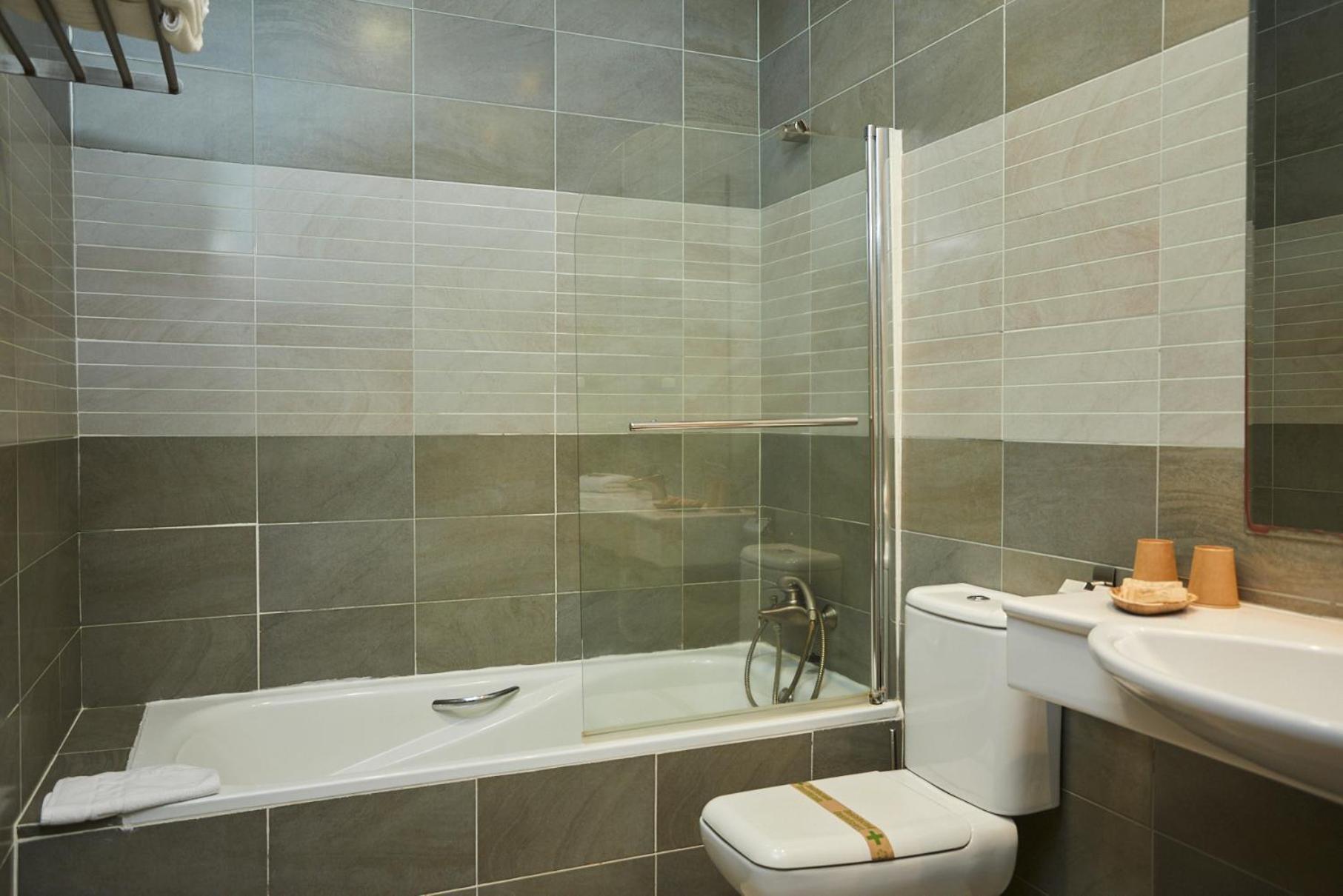Hotel El Mirlo Blanco Канделеда Экстерьер фото